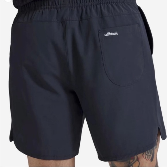 ALLBIRDS Black Natural Run
Shorts - Picture 5 of 5